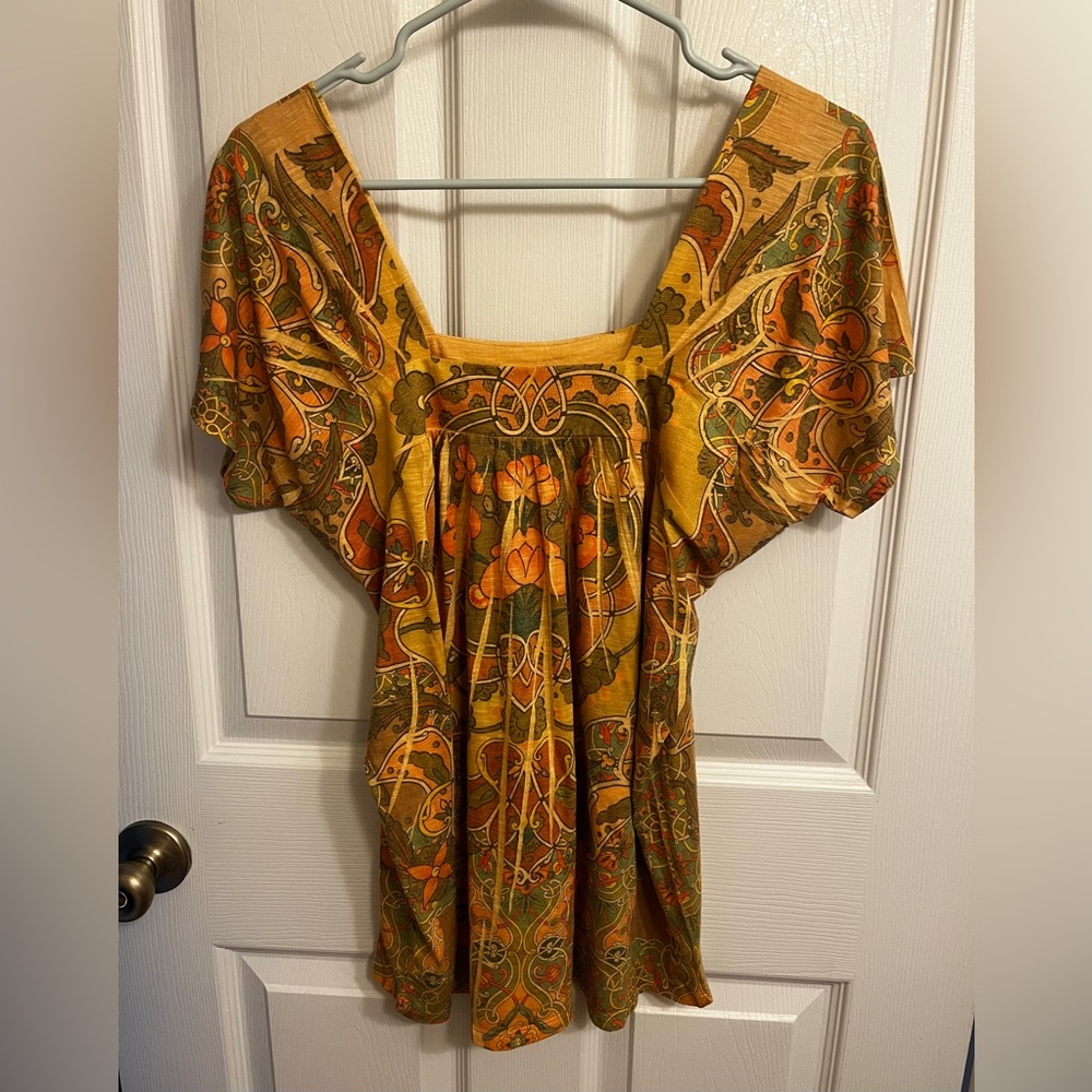 Apt. 9 Y2K Style Women’s size Medium Yellow Flowy Bedazzled Floral Bikercore Top